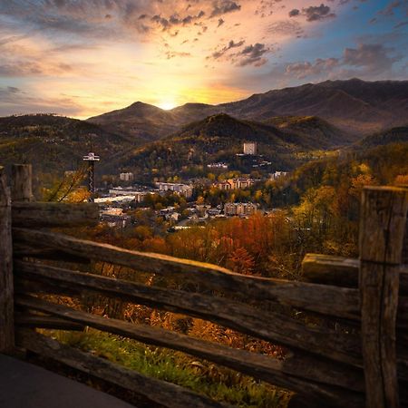 Breathtaking View, Hot Tub, 1089 Of Free Attraction Tickets For Each Paid Day, Dollywood And More! Sevierville Ngoại thất bức ảnh